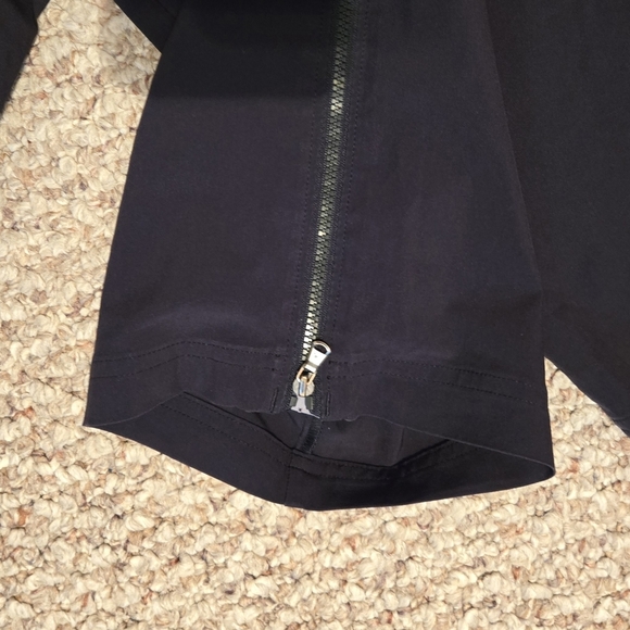Under Armour Athletic Hem Zipper Men's Size Medium - Picture 6 of 8